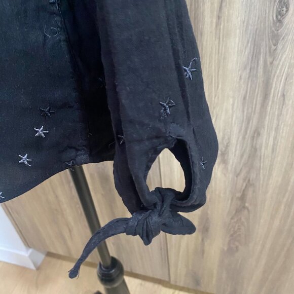 RAILS Robyn Embroidered Stars Button Down Top - Picture 10 of 11